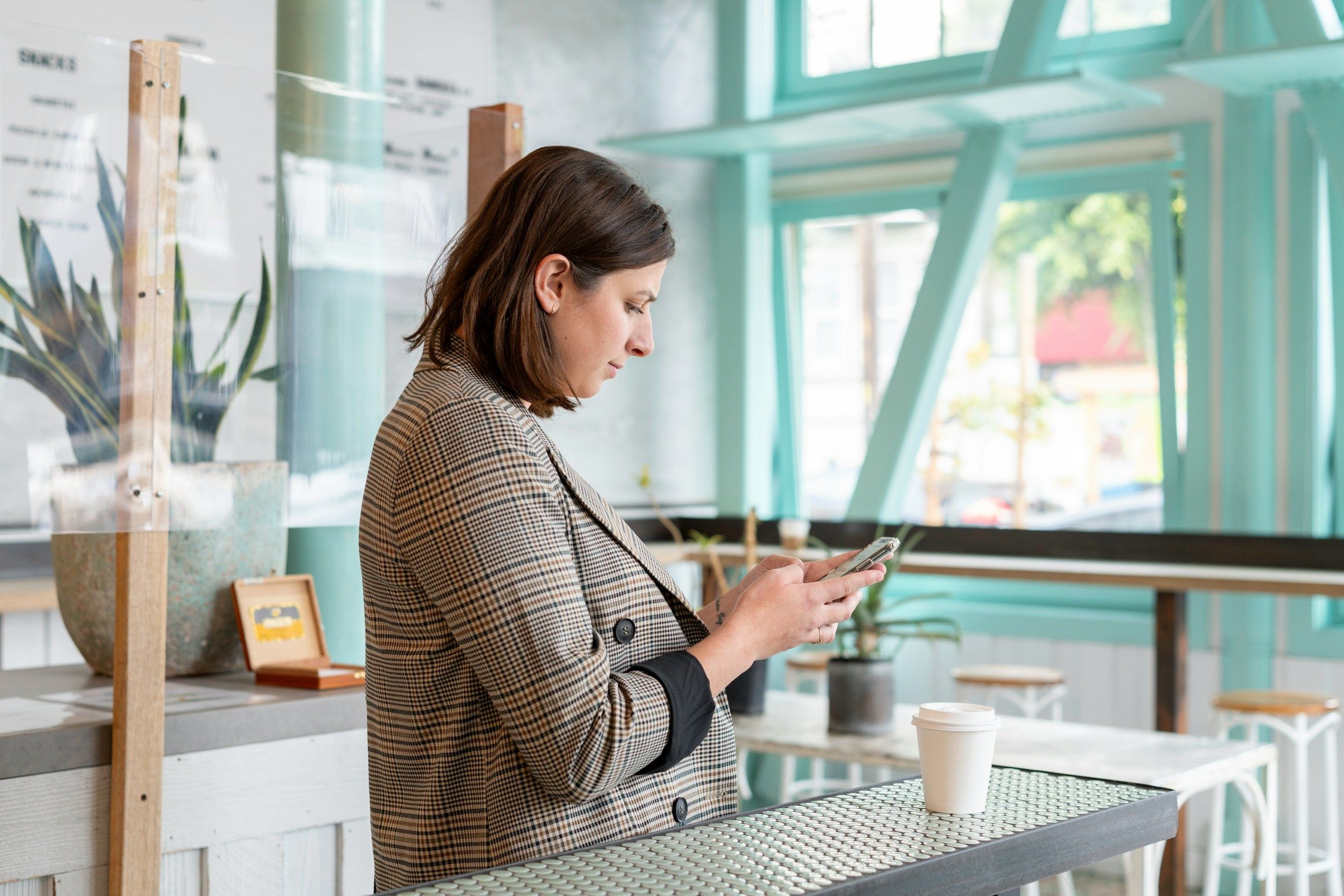 How to Get More Likes on LinkedIn