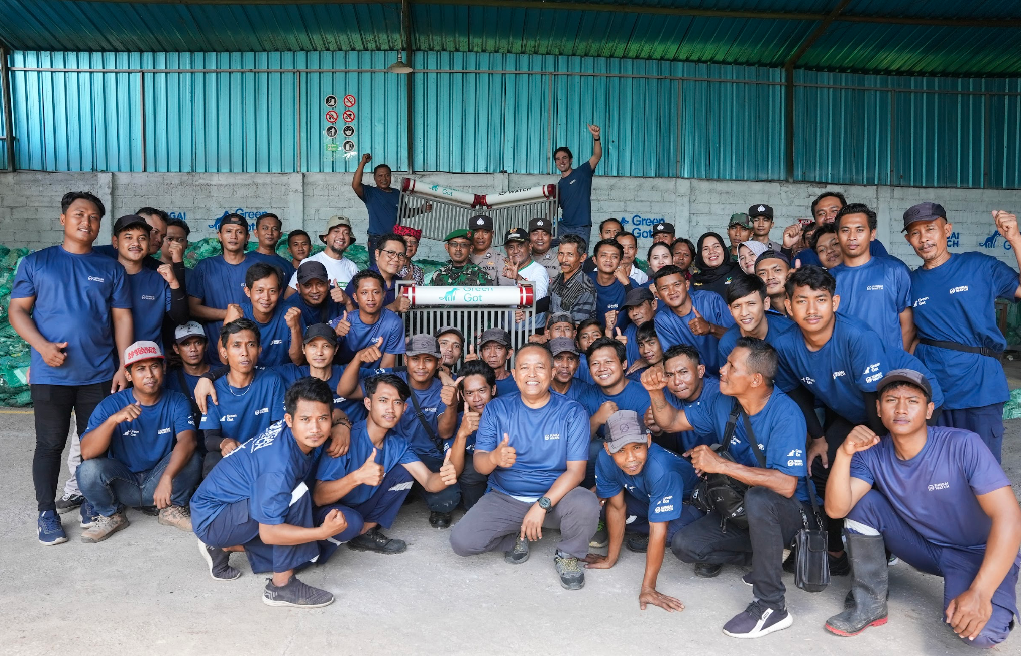 Sungai Watch x Green-Got