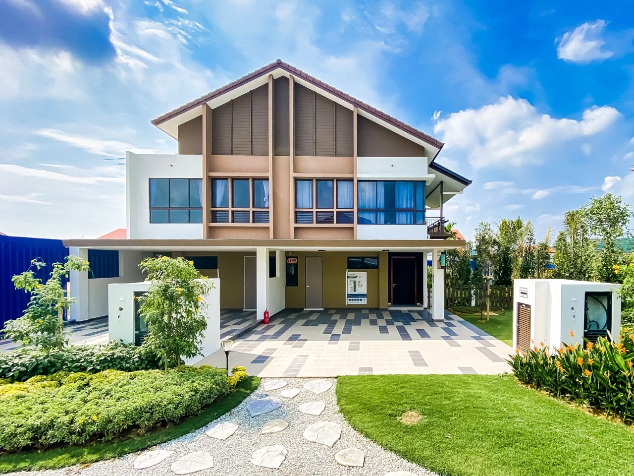 Tangerine Suites (Sunsuria City)