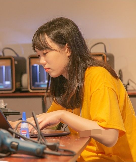 유서경